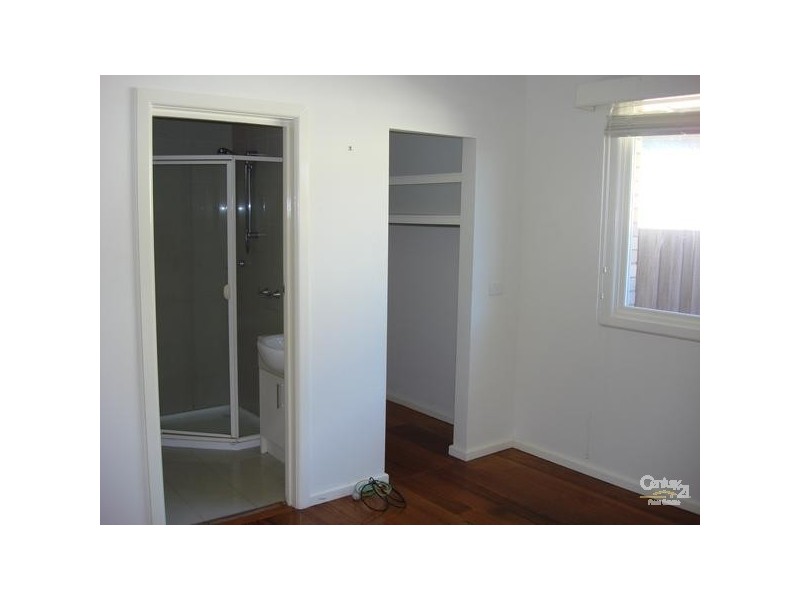 324 Warrigal rd, Cheltenham VIC 3192