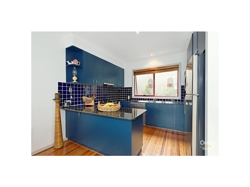 2/19 Kendall Street, Hampton VIC 3188