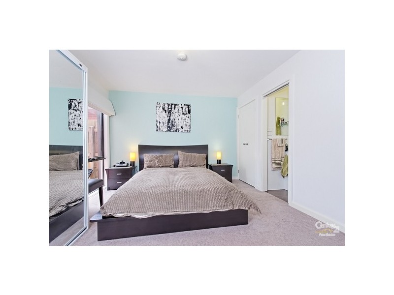 2/25 White Street, Mordialloc VIC 3195