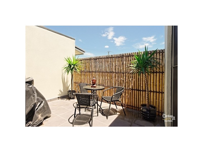 2/25 White Street, Mordialloc VIC 3195