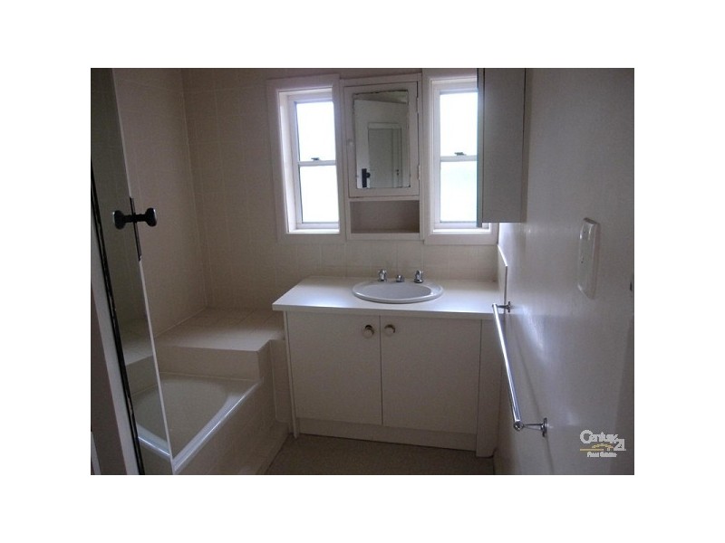 7 Valerian st, Hampton VIC 3188