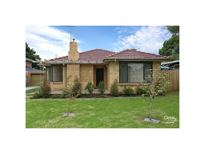 2 Harvey Court, Cheltenham VIC 3192