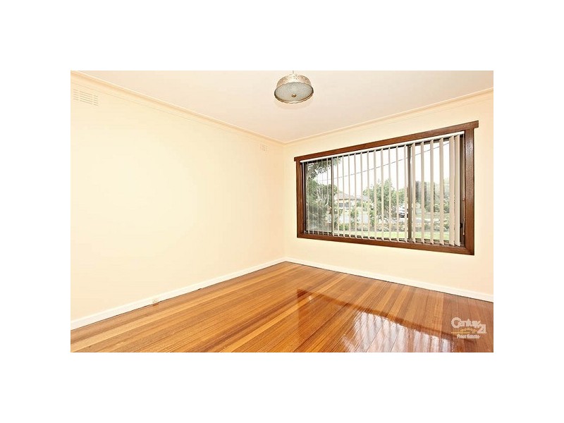 2 Harvey Court, Cheltenham VIC 3192