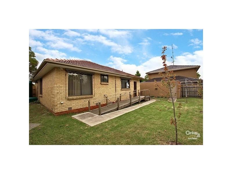 2 Harvey Court, Cheltenham VIC 3192