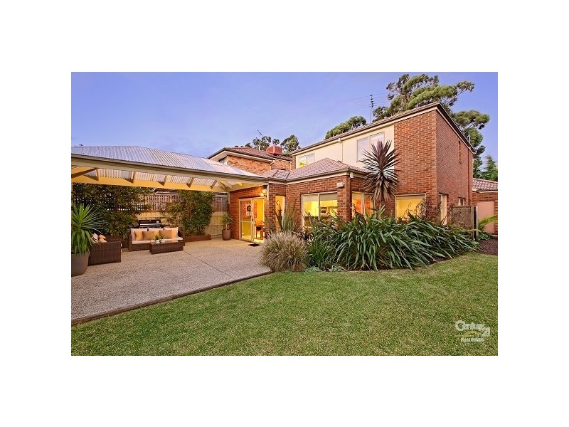 14 Baltusrol Circuit, Heatherton VIC 3202