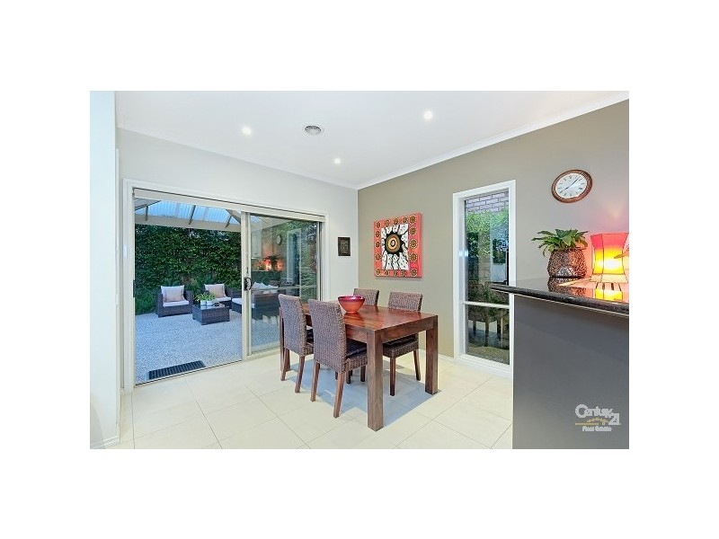 14 Baltusrol Circuit, Heatherton VIC 3202