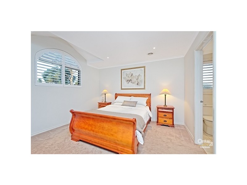 14 Baltusrol Circuit, Heatherton VIC 3202