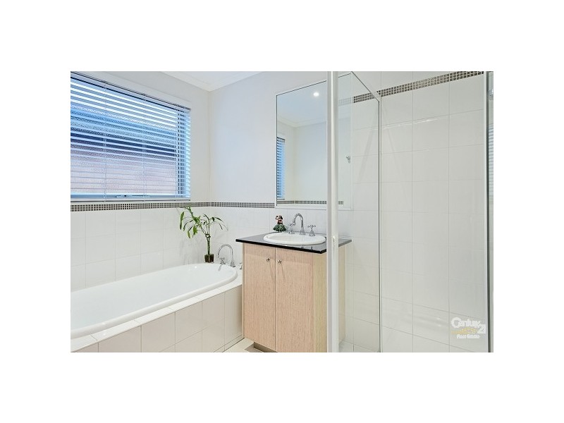 14 Baltusrol Circuit, Heatherton VIC 3202