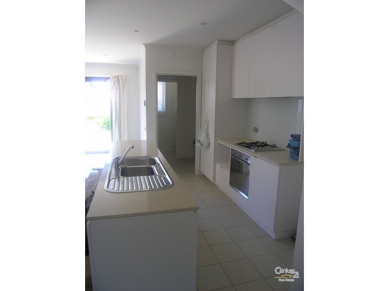 23 Pebble Beach Place, Heatherton VIC 3202