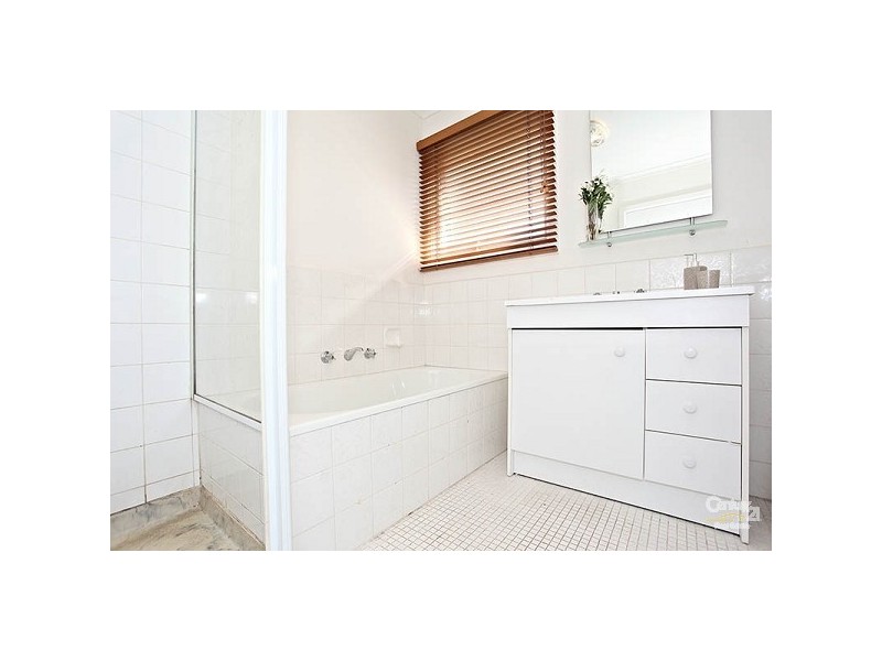 4/171 Warrigal Road, Cheltenham VIC 3192