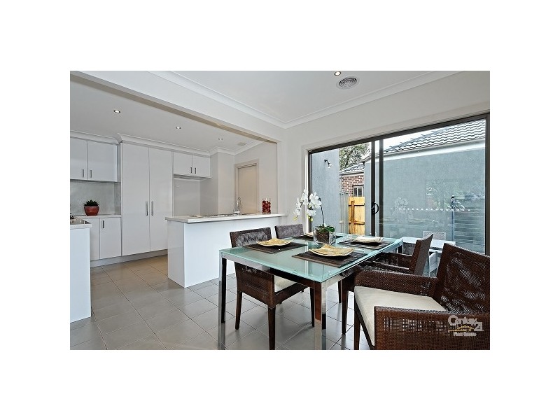 1/114 Devon Street, Cheltenham VIC 3192