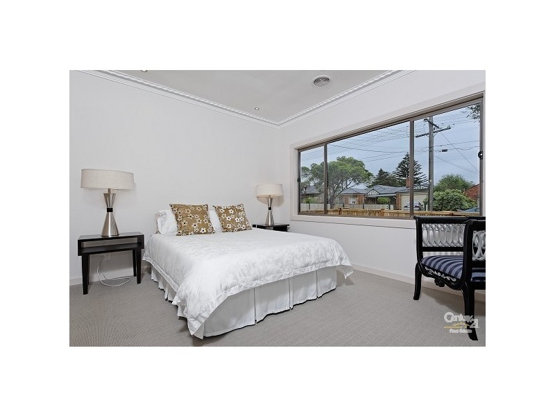 1/114 Devon Street, Cheltenham VIC 3192