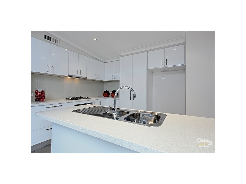 1/114 Devon Street, Cheltenham VIC 3192