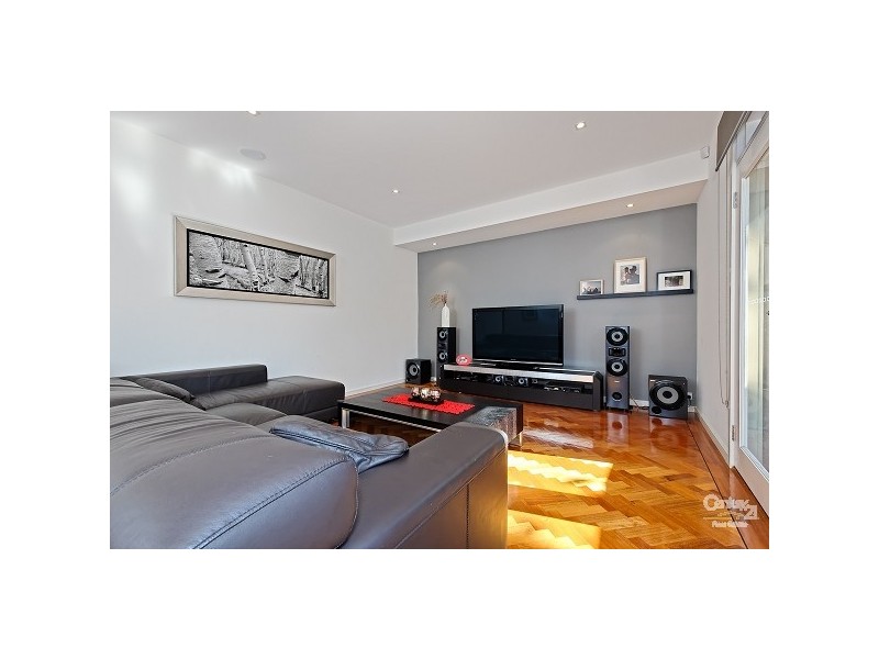 21A Friendship Square, Cheltenham VIC 3192