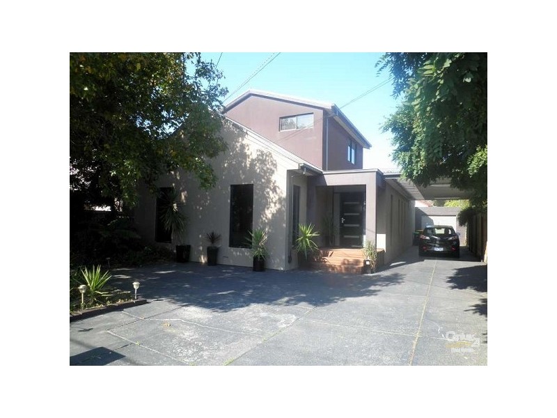 8 Fourth Avenue, Aspendale VIC 3195