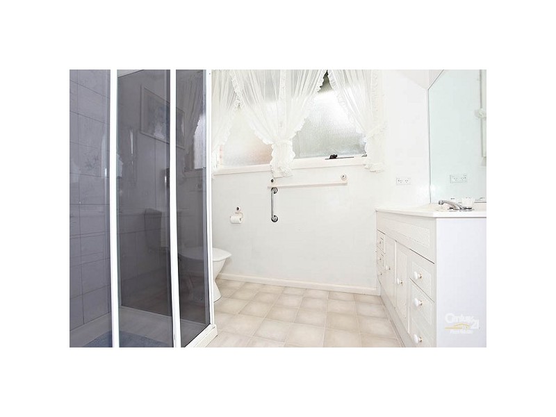 11 Norland Street, Cheltenham VIC 3192