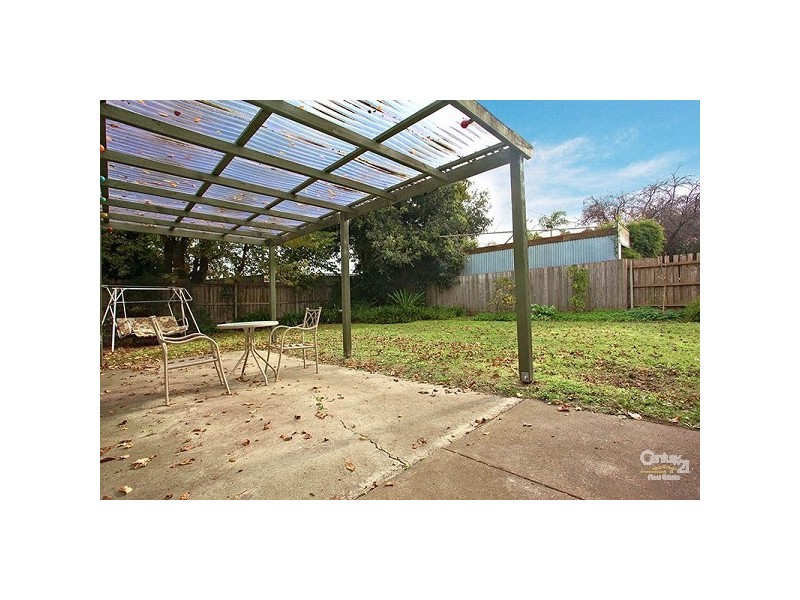 11 Norland Street, Cheltenham VIC 3192