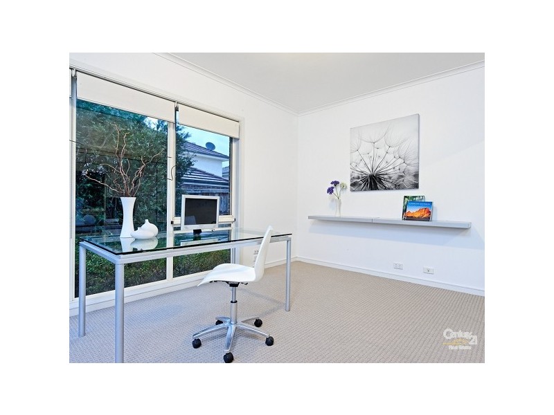 20 Cypress Point Parade, Heatherton VIC 3202