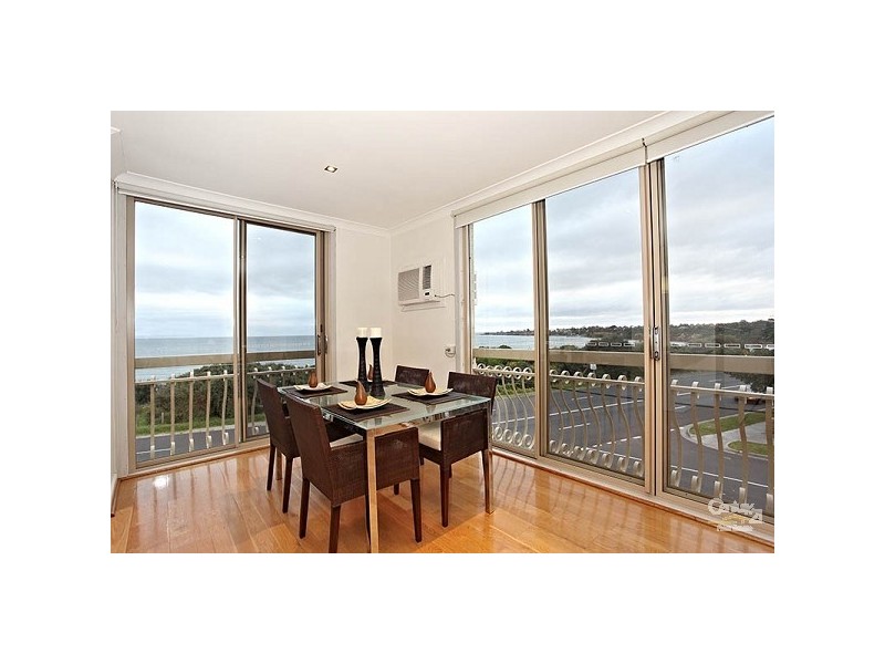 2/58 Beach Road, Mentone VIC 3194