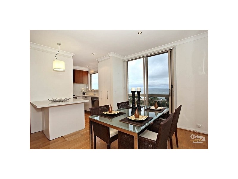 2/58 Beach Road, Mentone VIC 3194