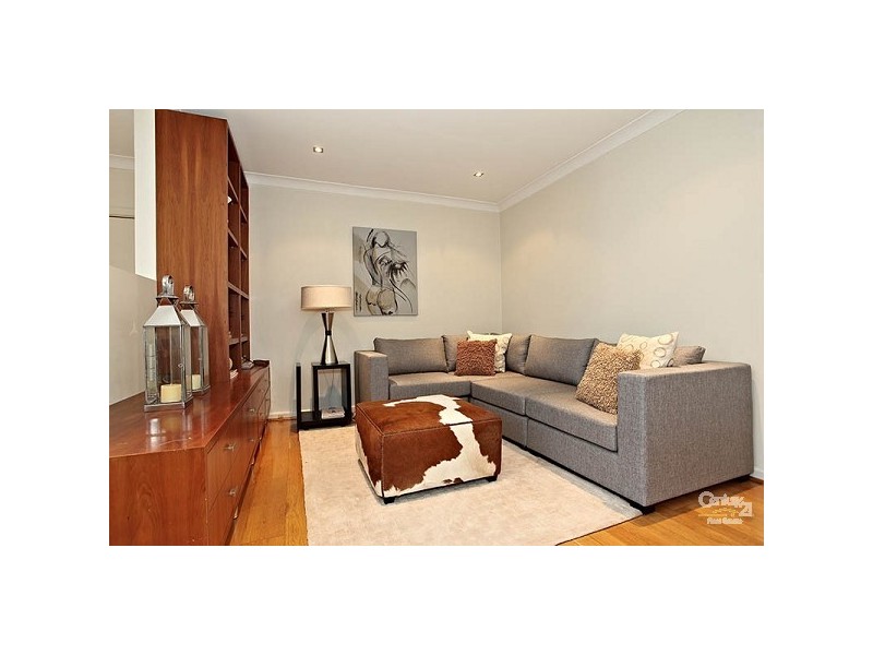 2/58 Beach Road, Mentone VIC 3194