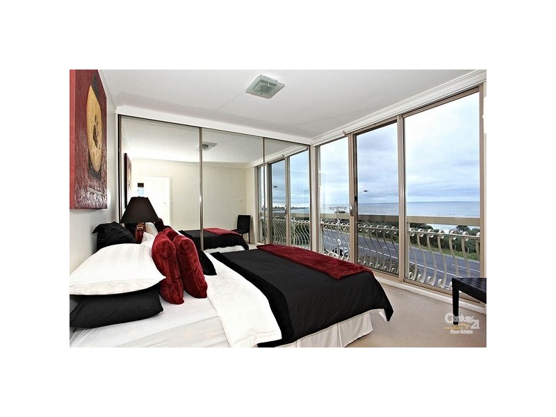 2/58 Beach Road, Mentone VIC 3194