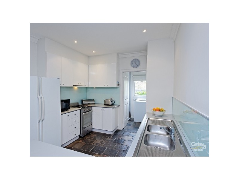 67 Oak Avenue, Cheltenham VIC 3192