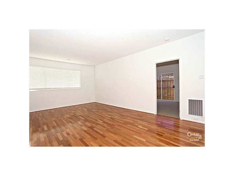 2/18 Wedd Street, Cheltenham VIC 3192