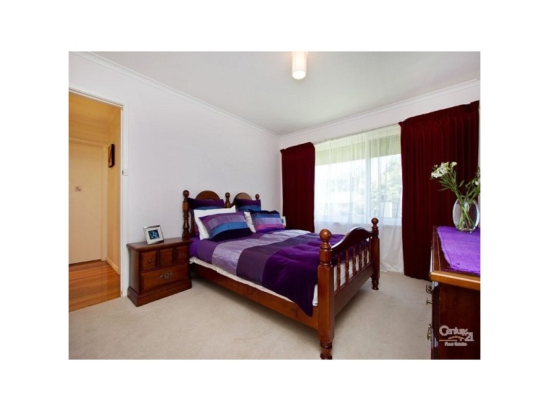 2 Mernda Avenue, Cheltenham VIC 3192