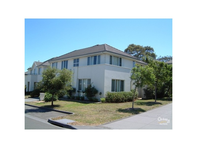 11 Royal Troon Avenue, Heatherton VIC 3202