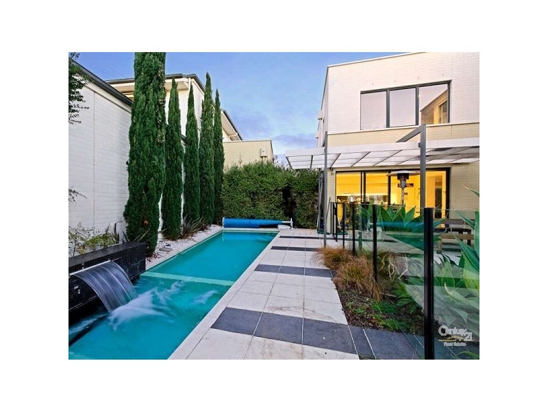 1 BIRKDALE CRESCENT, Heatherton VIC 3202