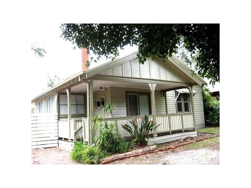 28 GILFORD GROVE, Cheltenham VIC 3192