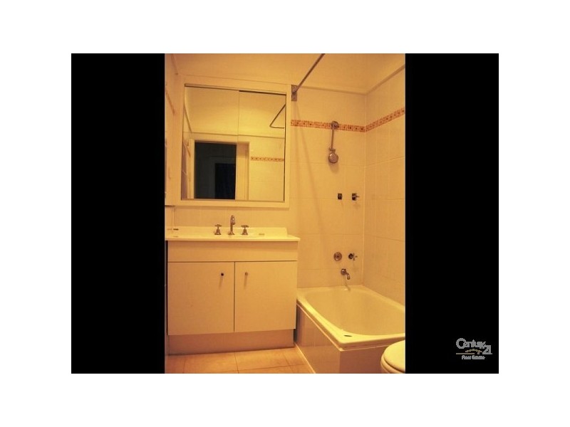 28 GILFORD GROVE, Cheltenham VIC 3192