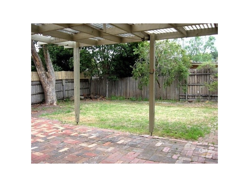 28 GILFORD GROVE, Cheltenham VIC 3192