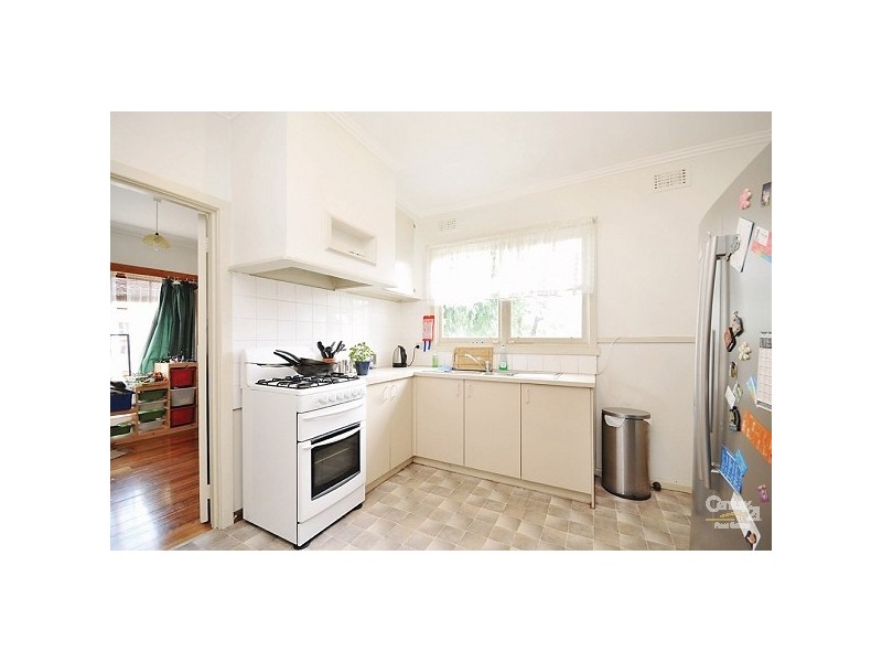 25 Stuart Avenue, Cheltenham VIC 3192