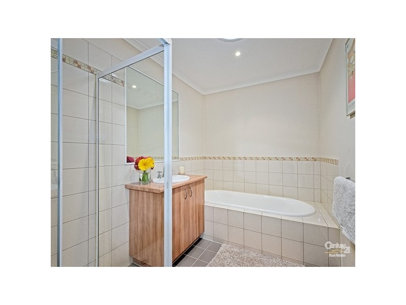 26 Baltusrol Circuit, Heatherton VIC 3202