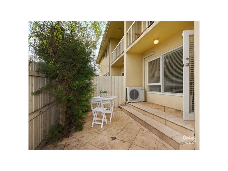 2/2a Gillman Grove, Cheltenham VIC 3192