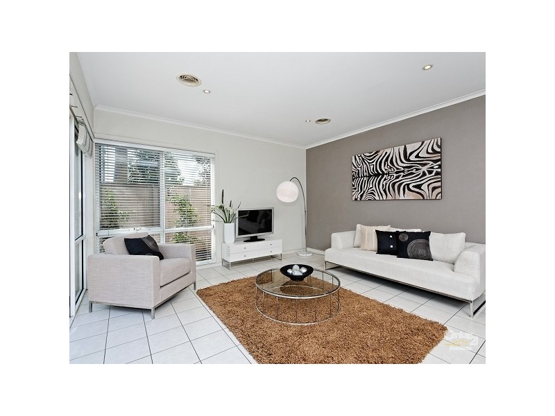 16 Muirfield Close, Heatherton VIC 3202