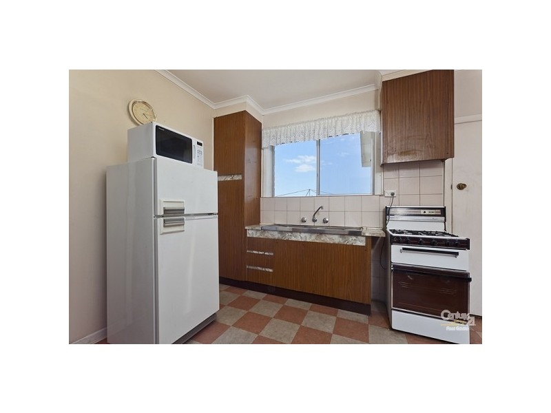 10 Warren Road, Cheltenham VIC 3192