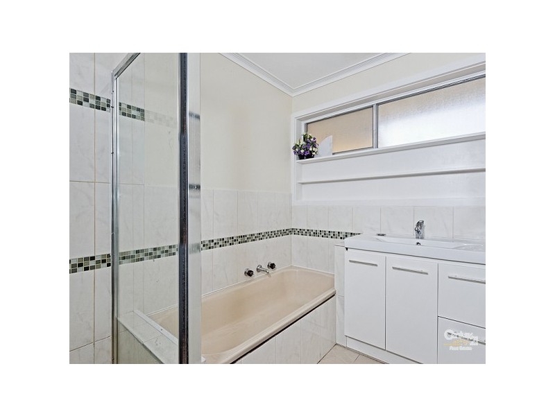 12 Craig Court, Cheltenham VIC 3192