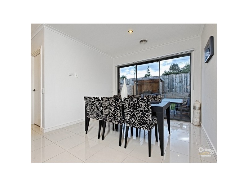 6 Dresden Drive, Waterways VIC 3195