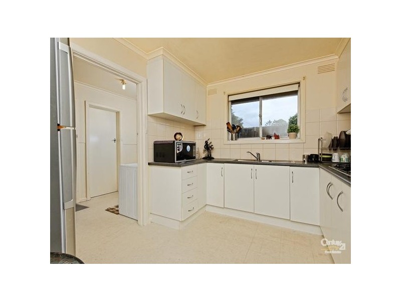 4/2 Barker Street, Cheltenham VIC 3192