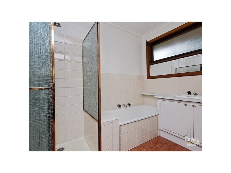 2/1 Eden Street, Cheltenham VIC 3192