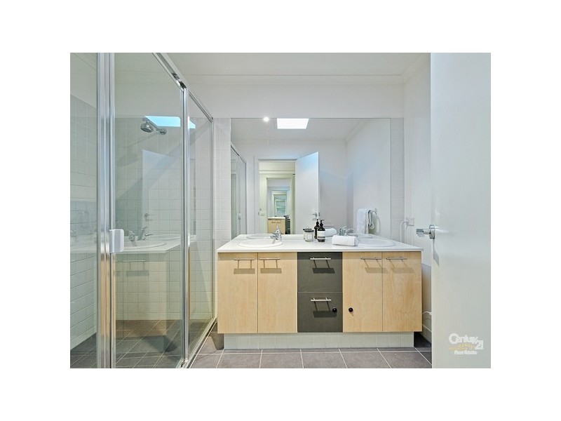 3 Cypress Point Parade, Heatherton VIC 3202