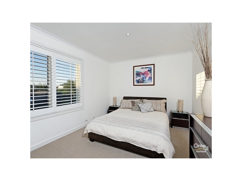 3 Cypress Point Parade, Heatherton VIC 3202