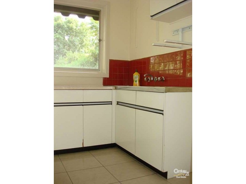 4/9 Radcliff Avenue, Cheltenham VIC 3192