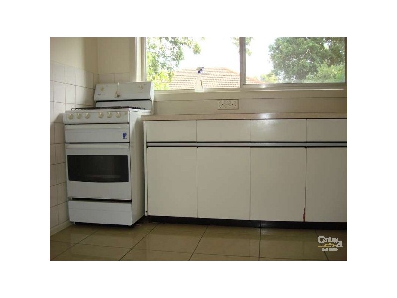 4/9 Radcliff Avenue, Cheltenham VIC 3192