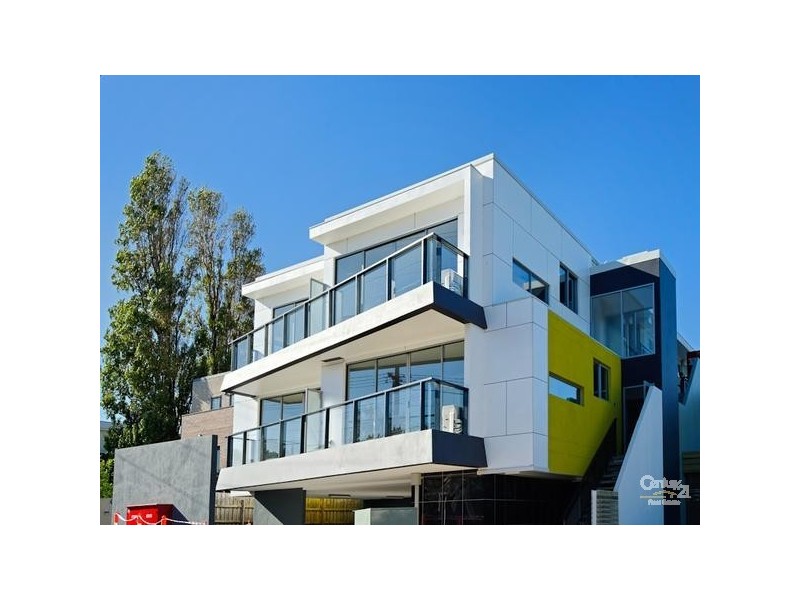 4 &10/90 White Street, Mordialloc VIC 3195