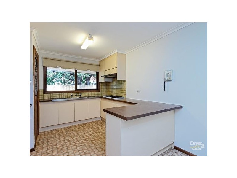 2/1 Eden Street, Cheltenham VIC 3192