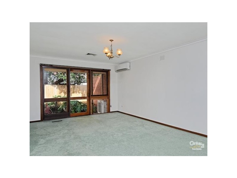 2/1 Eden Street, Cheltenham VIC 3192